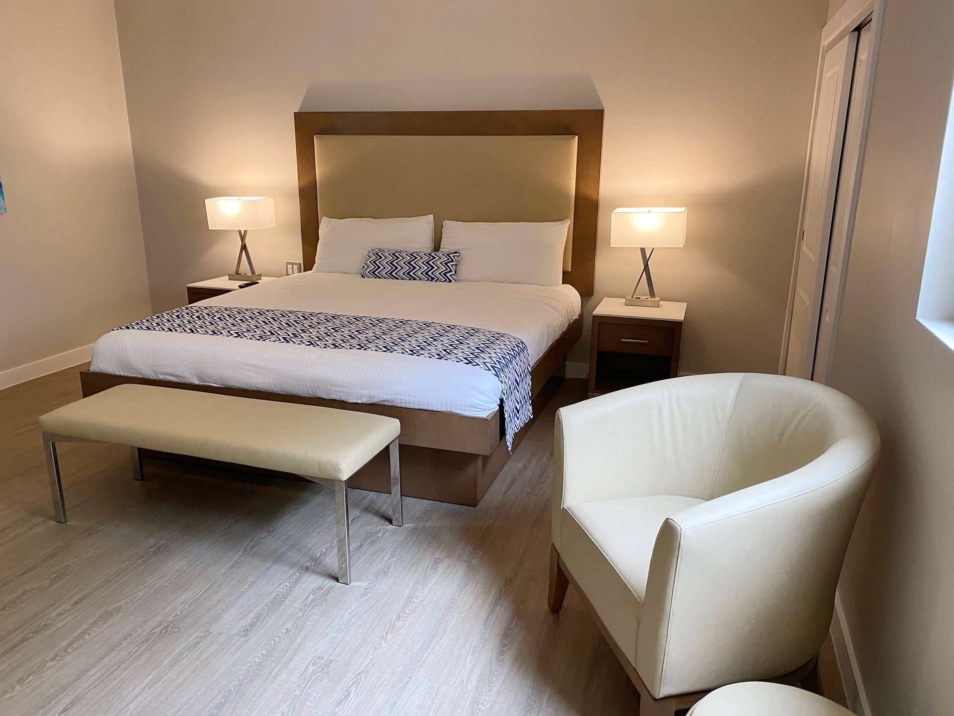 Divi Carina Bay Beach Resort & Casino